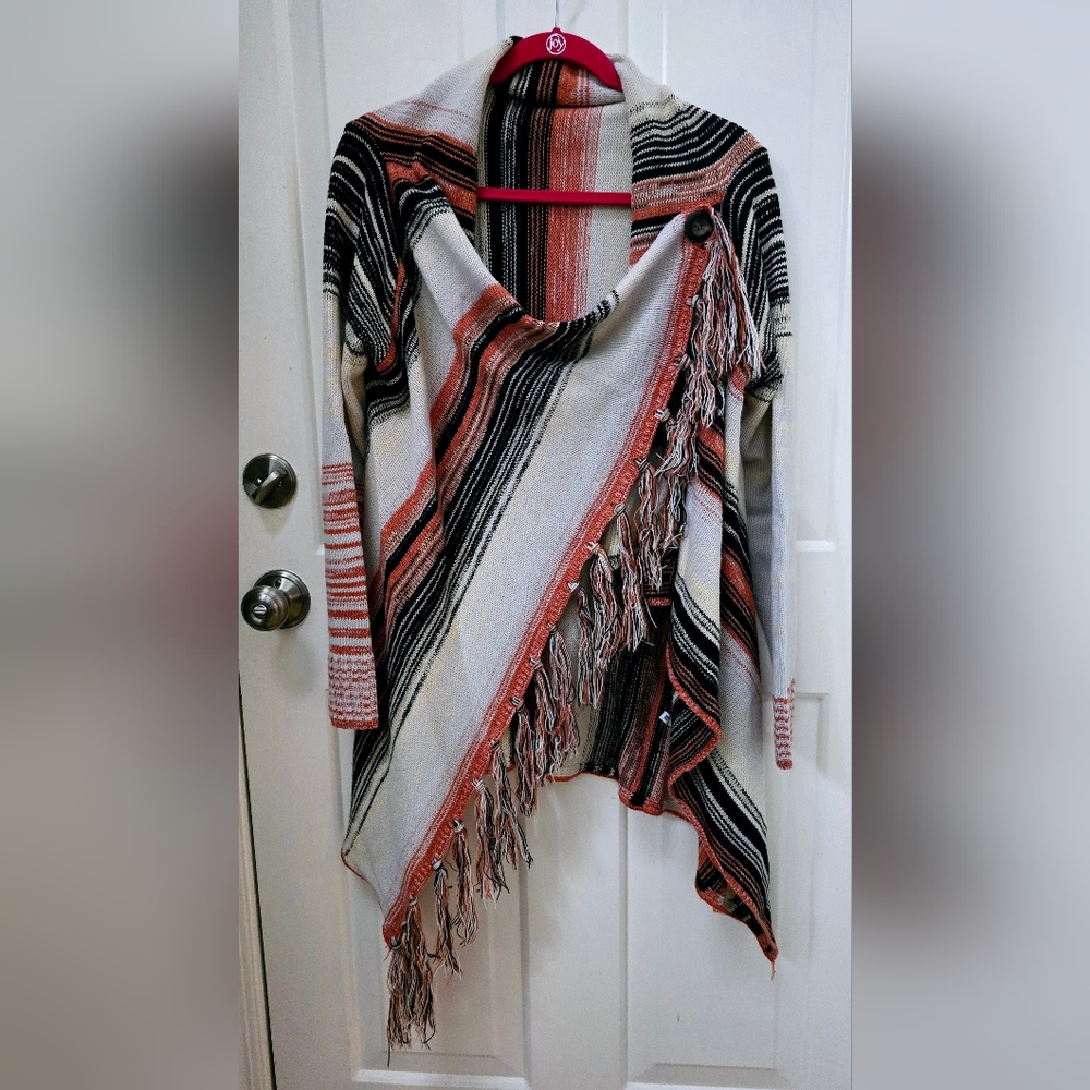 Women Striped Shawl Sweater with Gringe-Very good condition-Never Worn